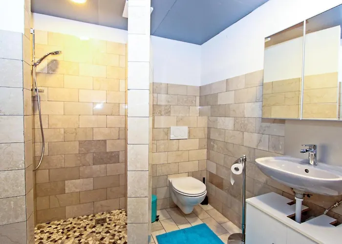 Barbara-2 By Interhome Fuegen